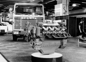 Scania 14-litre V8-engine in front of a Scania LB140 at the IAA exhibition in Frankfurt, Germany Photo: Scania Archive 1969